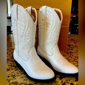 White Girls Boots